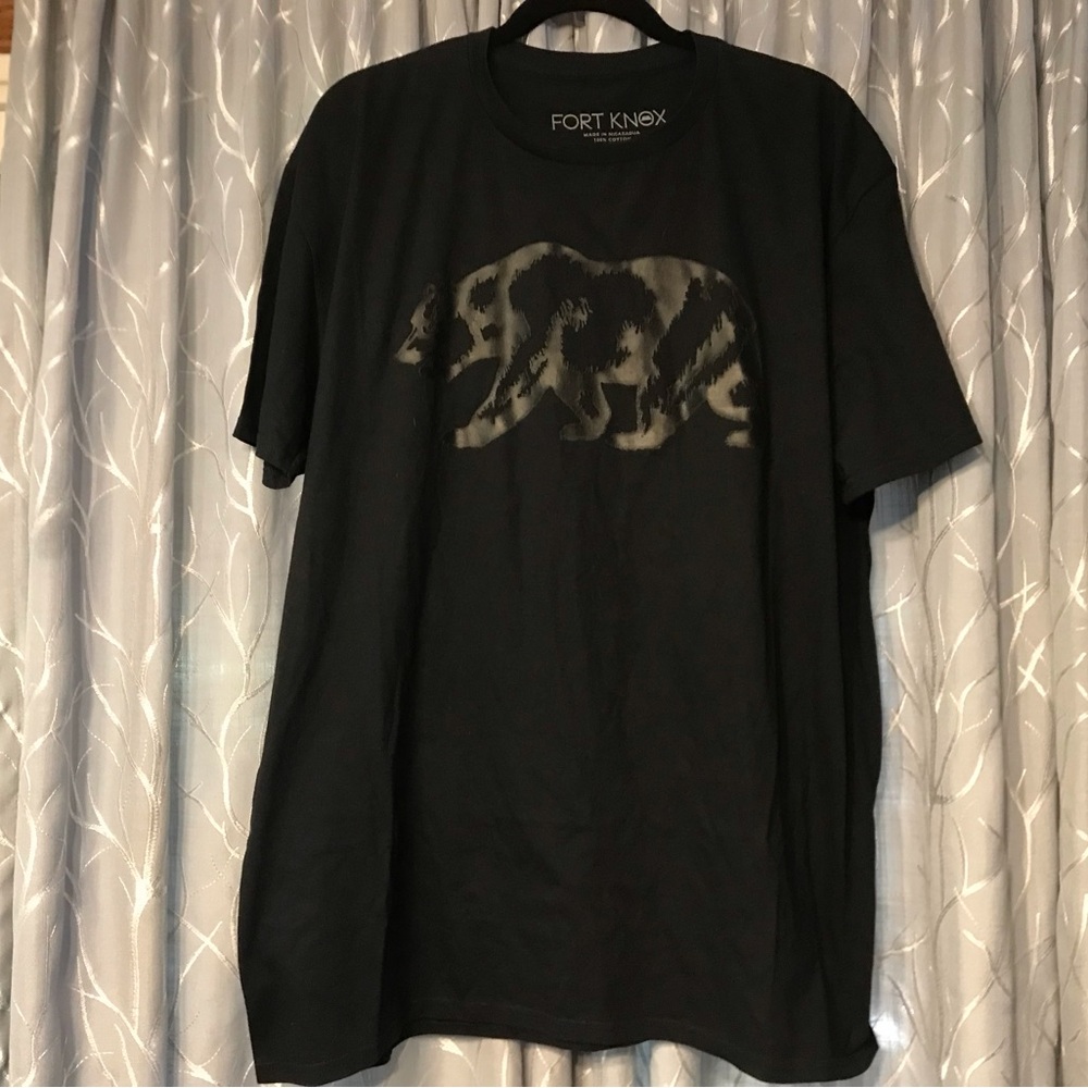 Black Bear Hunter Graphic Tee XXL